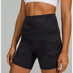 lululemon Align™ High-Rise Lined Short 6"